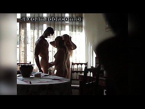 ❤️ Sexu-lagunek gizon erraldoi bat eta hirukote batera gonbidatzen dituzte berarekin ☑ Porno fb %eu.myteporn.ruan ️❤