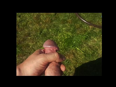 ❤️ Hottie beroa bere pussy arrosa izorratu egiten du eta udako lorategi batean squirt batekin esperma egiten du ☑ Porno fb %eu.myteporn.ruan ️❤
