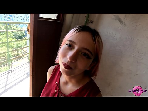 ❤️ Ikasle sentsuak arrotz bat zurrupatzen du kanpoaldean - Cum On His Face ☑ Porno fb %eu.myteporn.ruan ️❤